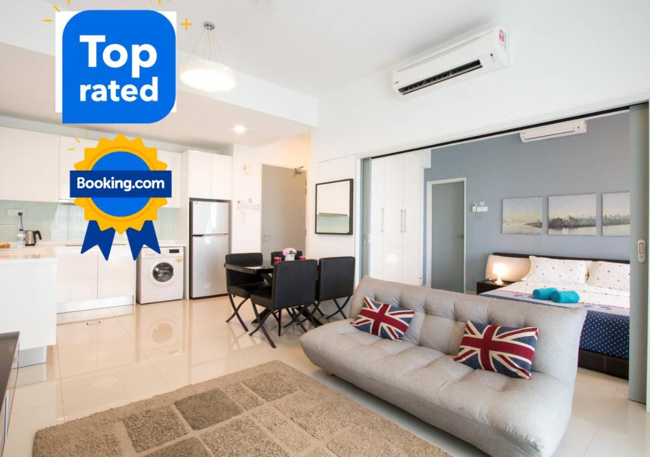 Apartment Hostahome Suites At Tropez Danga Bay