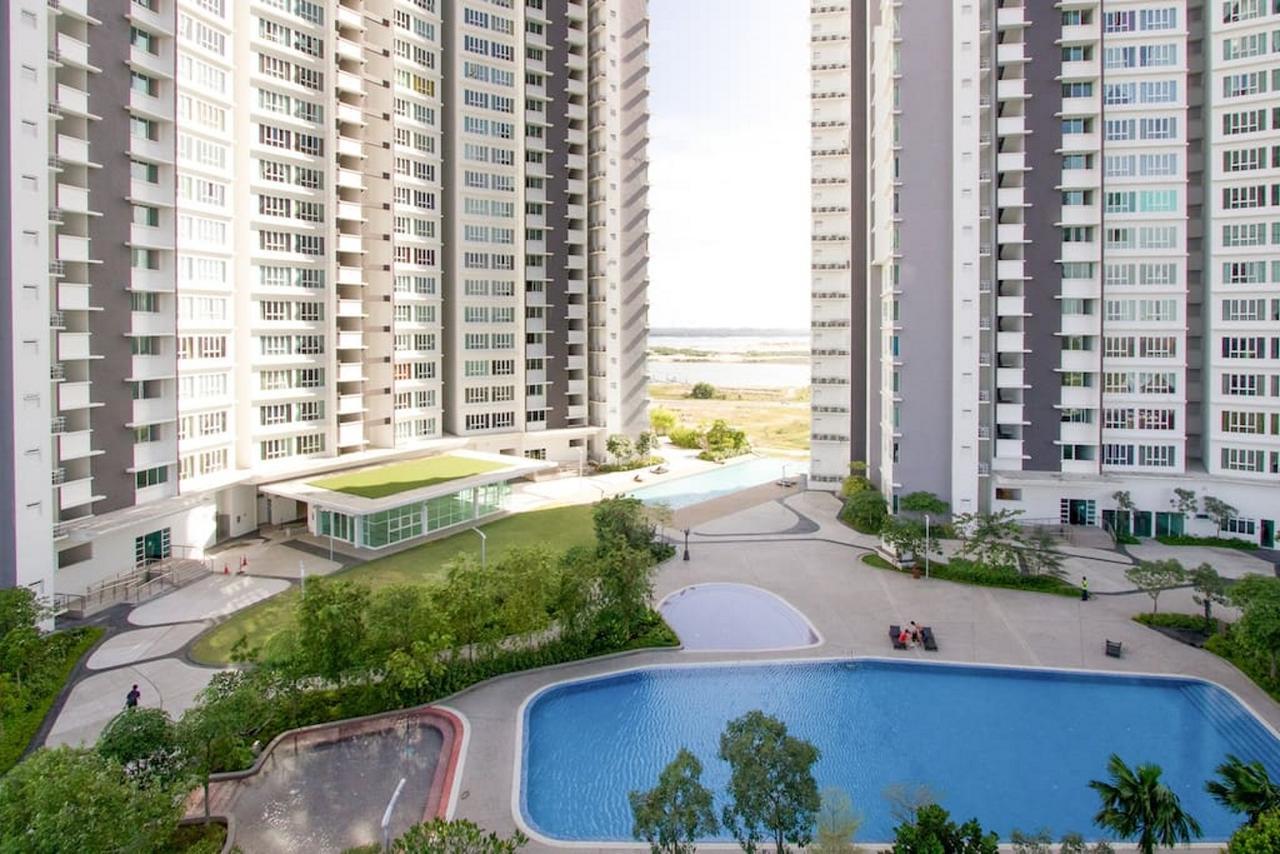 Apartment Hostahome Suites At Tropez Danga Bay Johor Bahru