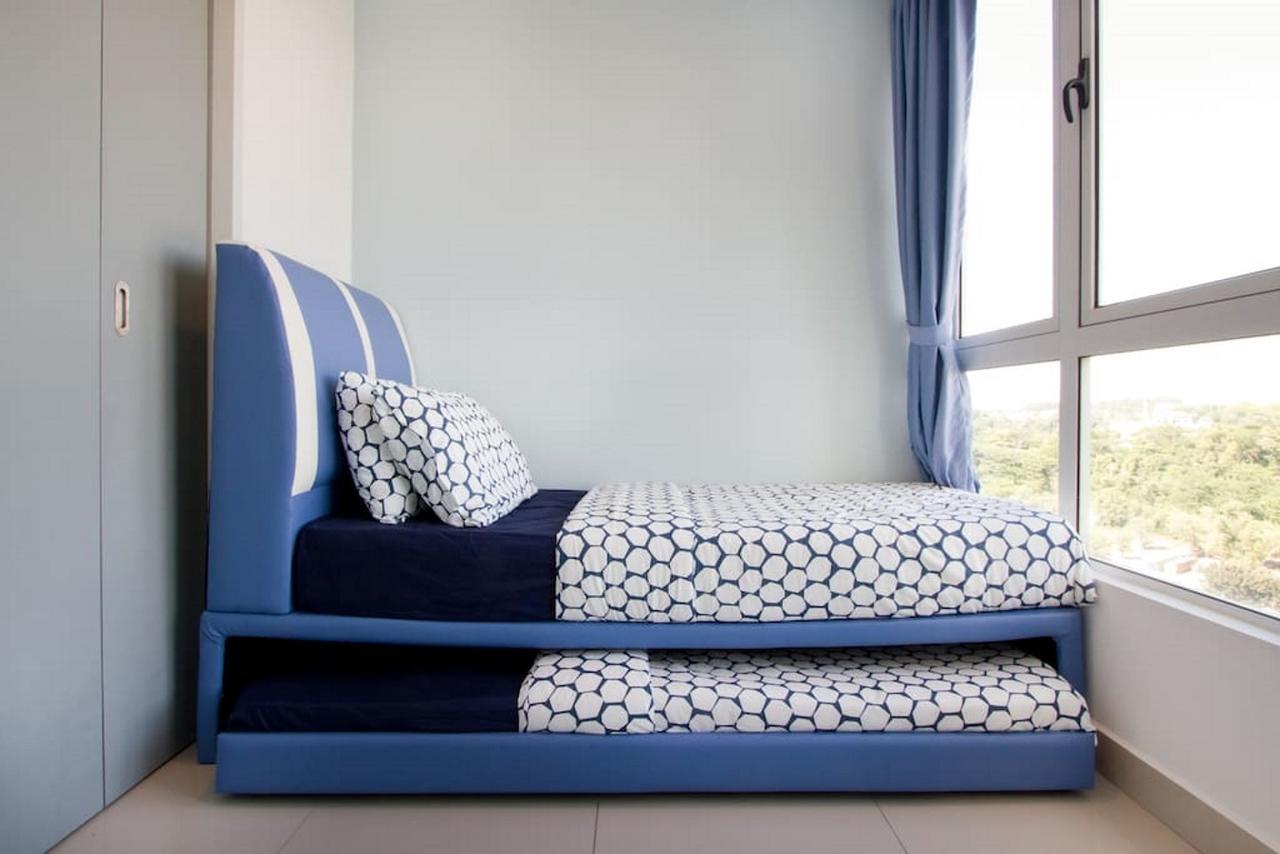 Hostahome Suites At Tropez Danga Bay Apartment