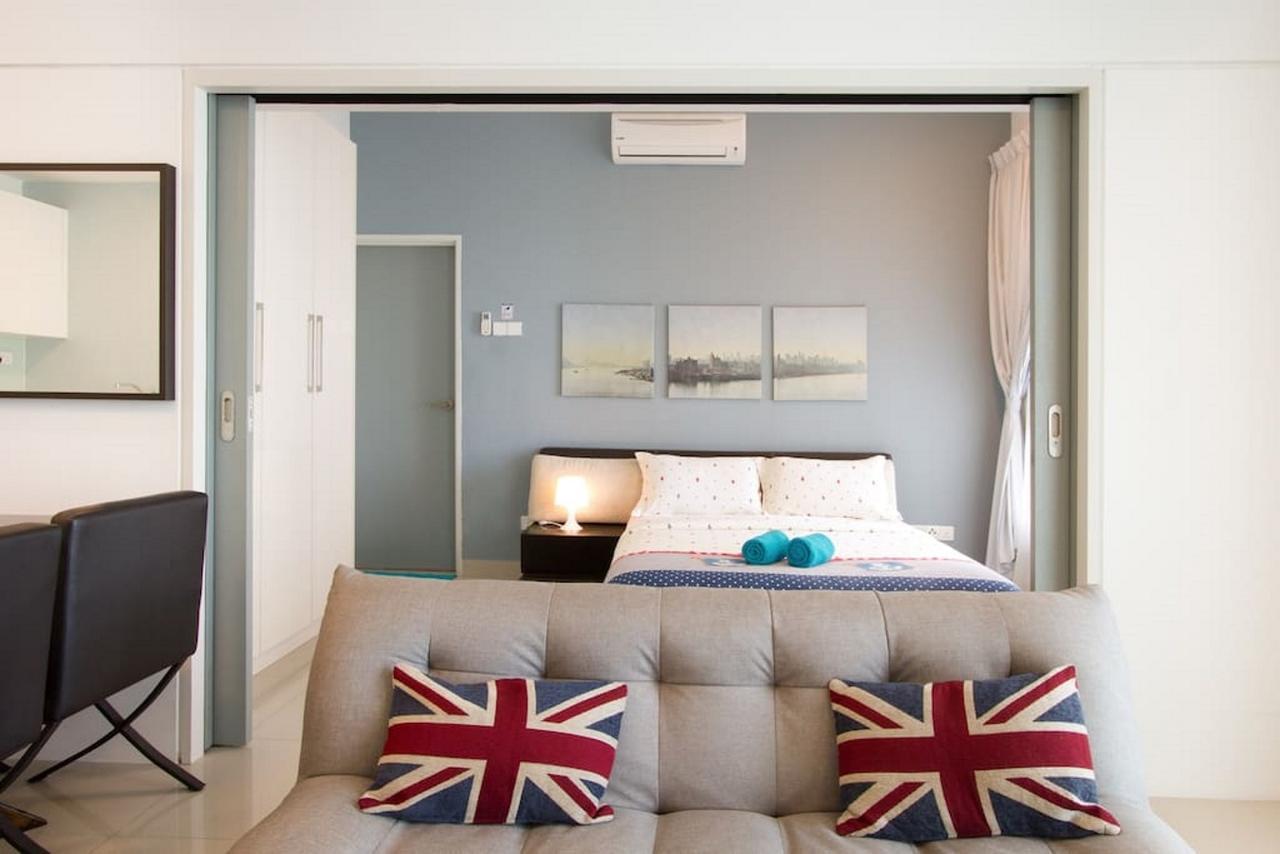 Hostahome Suites At Tropez Danga Bay