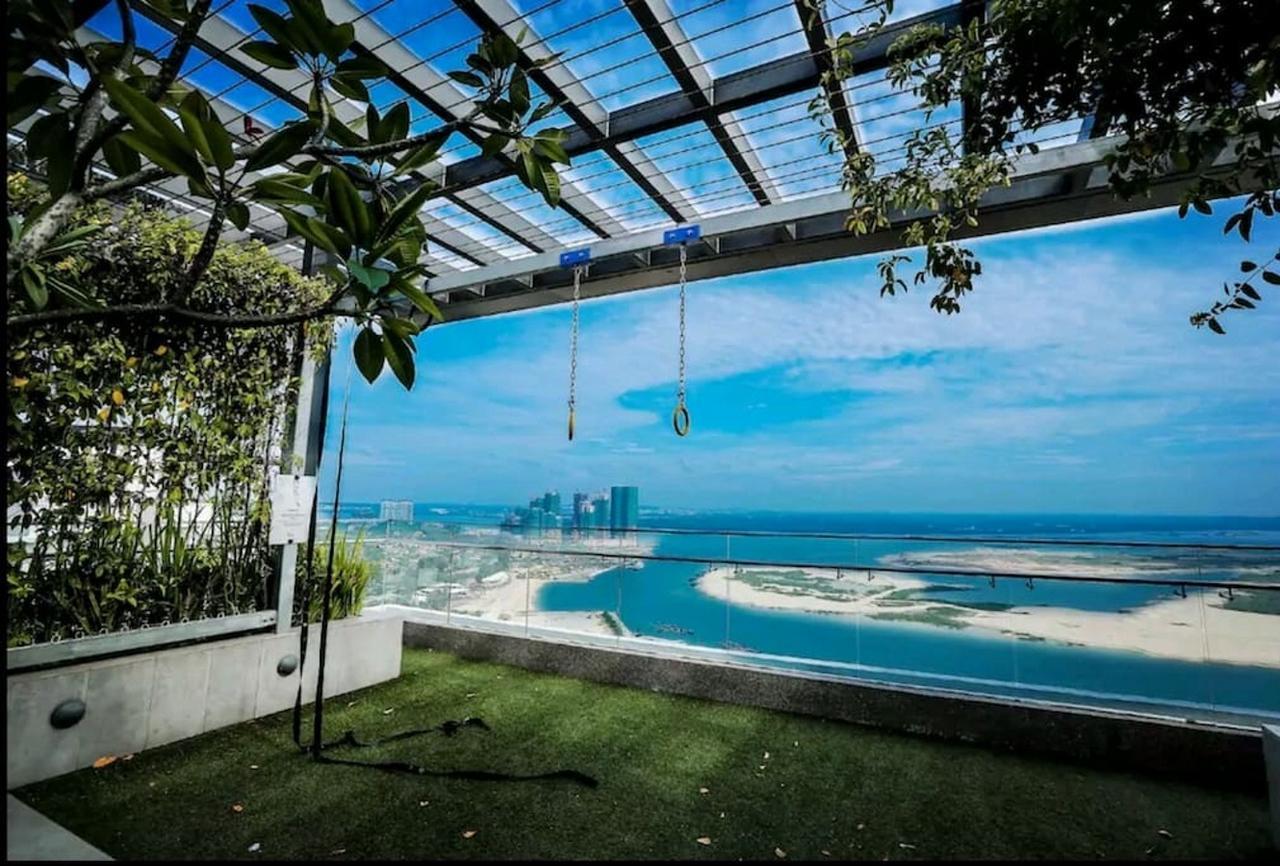 Hostahome Suites At Tropez Danga Bay Apartment *