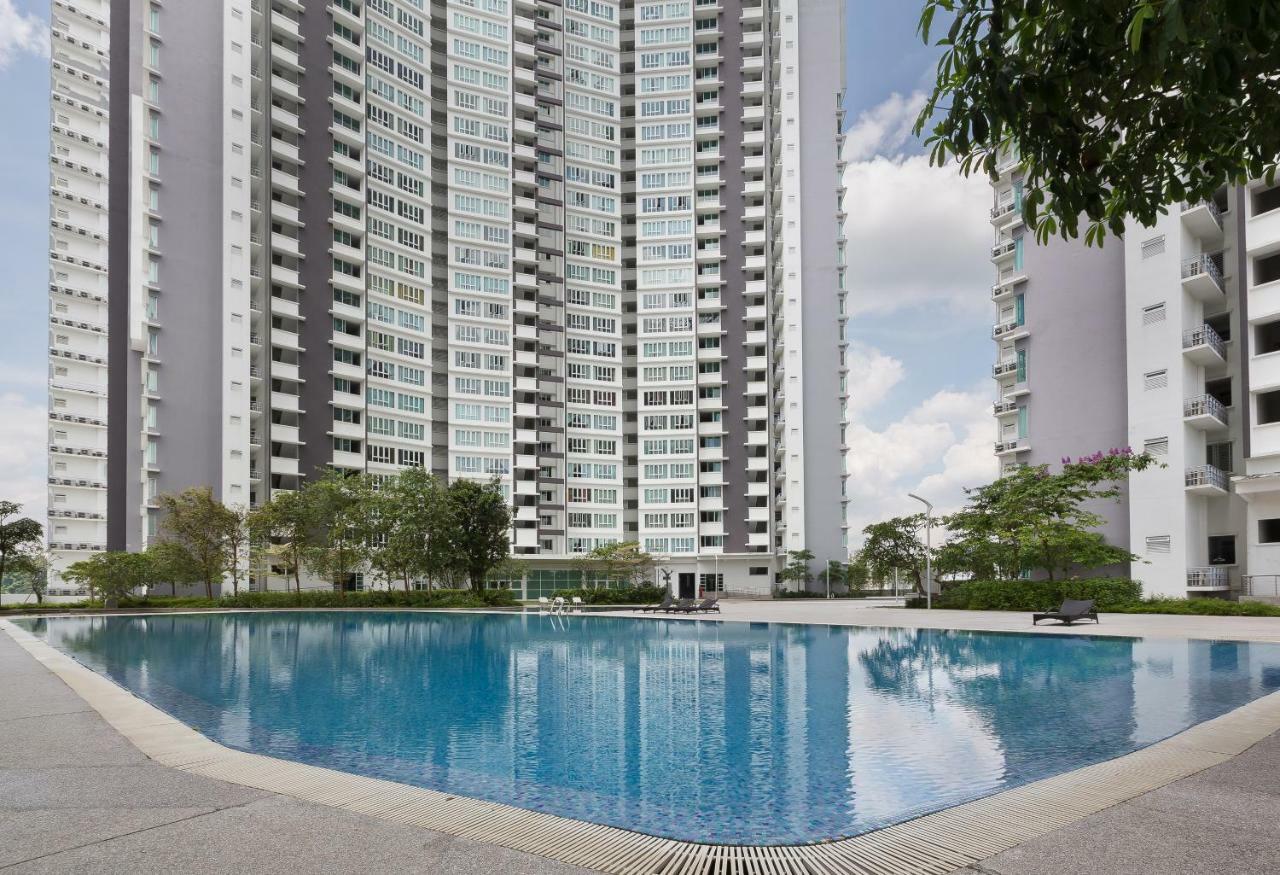 Hostahome Suites At Tropez Danga Bay